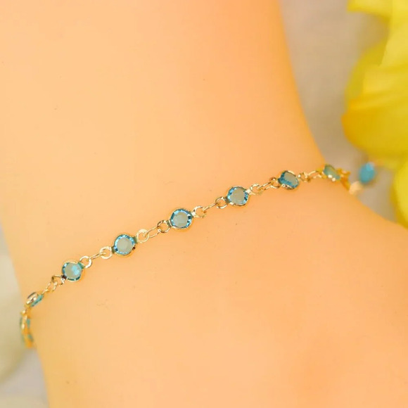 Minimalist Anklet, Sleek & Modern Design, Women’s Fashion, YC110487-A - Picture 8 of 10